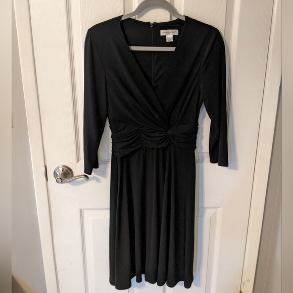 Little Black‎ Dress- Faux Wrap Gathered Front Christopher & Banks Size Small - Picture 1 of 7